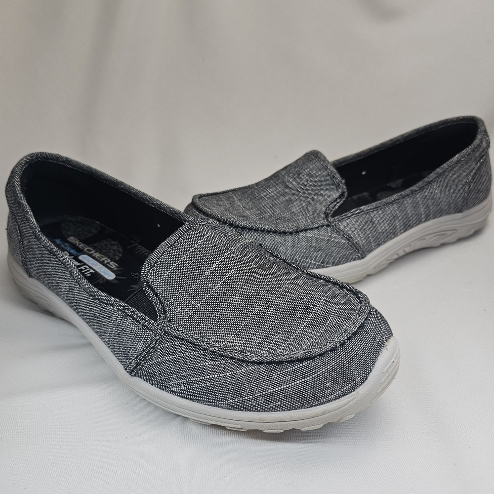 Skechers Womens Slip On Loafers Gray Relaxed Fit Air Cooled Memory Foam US 10